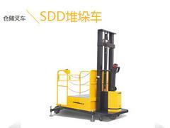 倉儲叉車供應指南 如何找到優(yōu)惠產(chǎn)品及可靠廠家